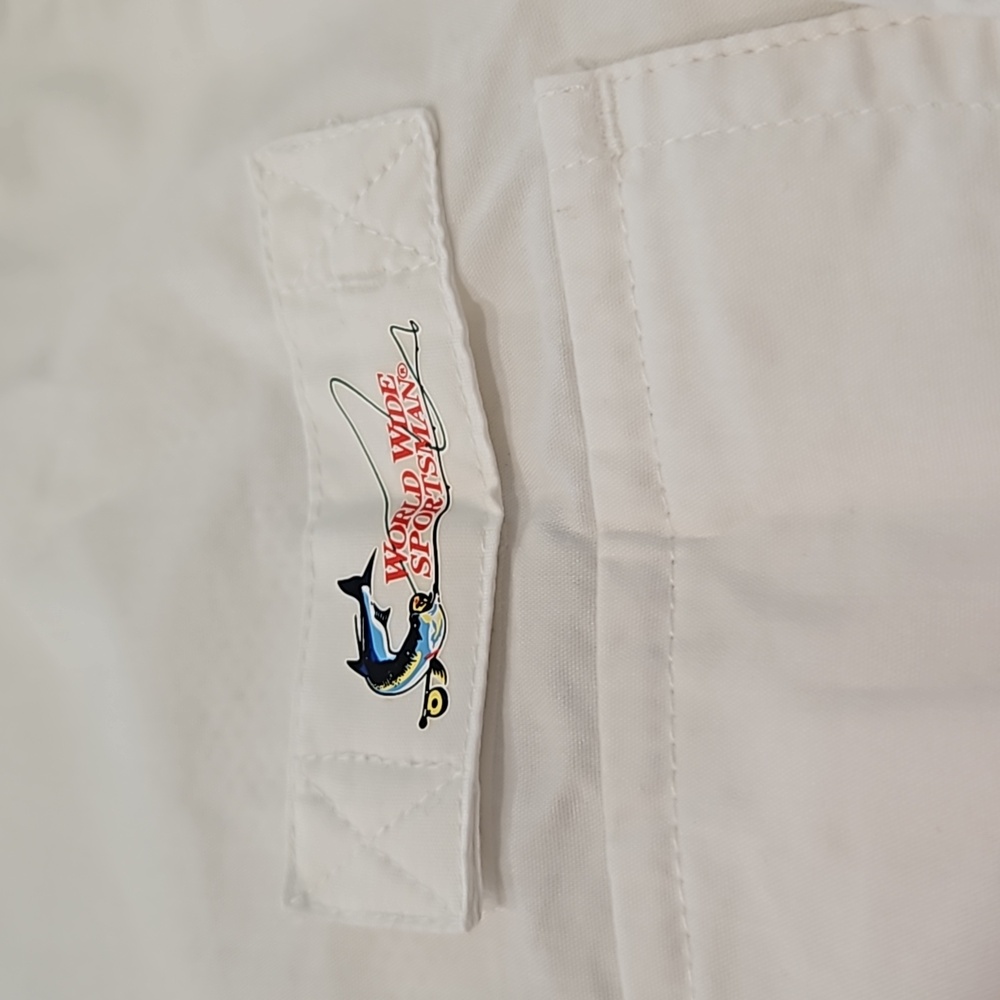 NWT - World Wide Sportsman Men's XL Long-Sleeved White Button Down Shirt.